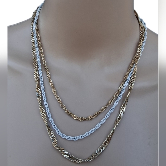Vintage Jewelry - Vintage Multi-Strand Gold Tone & White Enamel Layered Chain Necklace